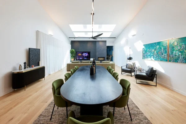 The Islay Table